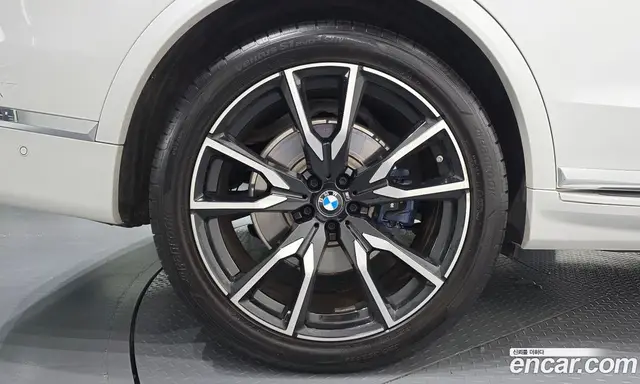 BMW X7 2021 3.0 автомат (гидро), миниатюра 5
