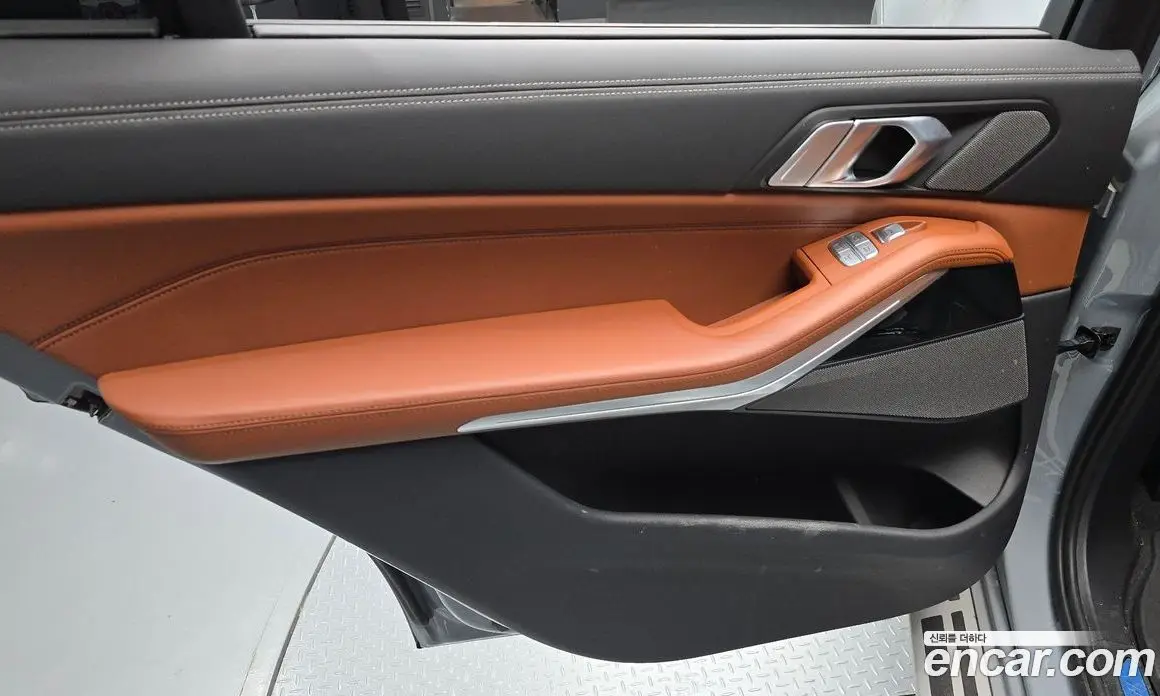 BMW X7 2024 3.0 автомат (гидро), фото 15