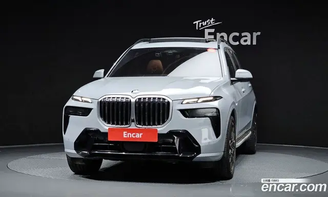 BMW X7 2024 3.0 автомат (гидро), миниатюра 3