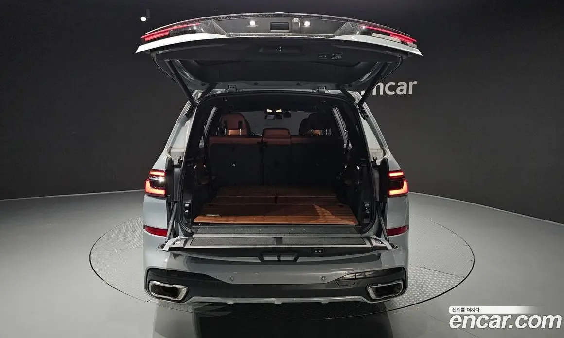 BMW X7 2024 3.0 автомат (гидро), фото 32