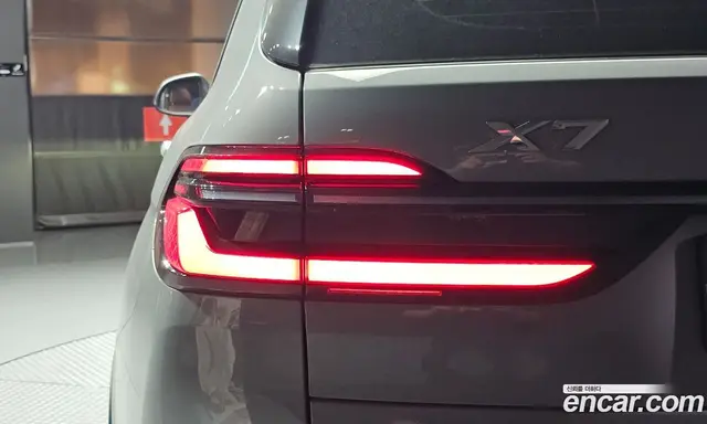 BMW X7 2024 3.0 автомат (гидро), миниатюра 9