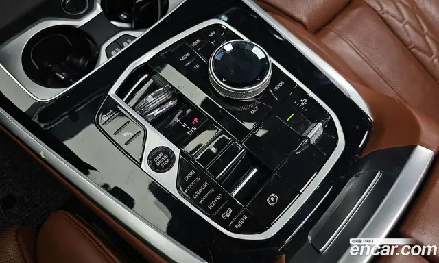 BMW X7 2024 3.0 автомат (гидро), миниатюра 12