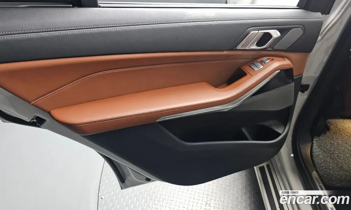 BMW X7 2024 3.0 автомат (гидро), фото 15