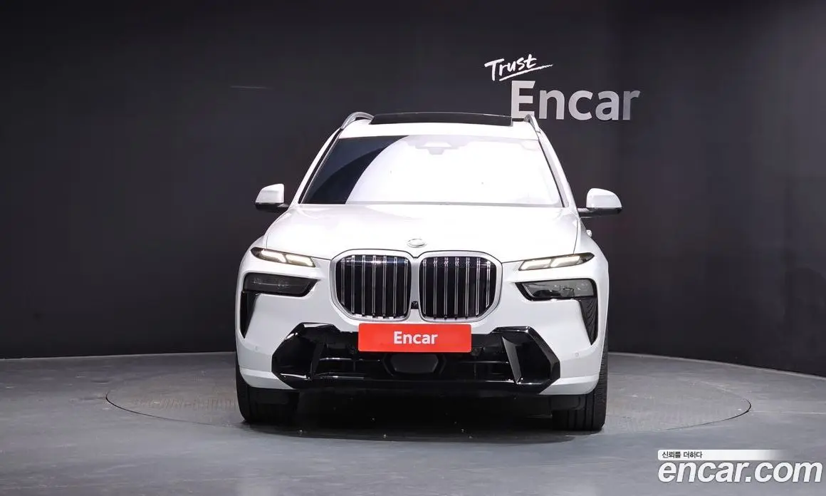 BMW X7 2024 3.0 автомат (гидро), фото 3