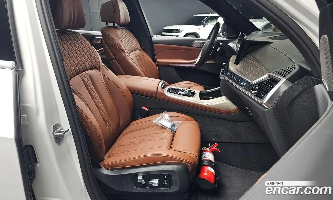 BMW X7 2025 3.0 автомат (гидро), фото 15