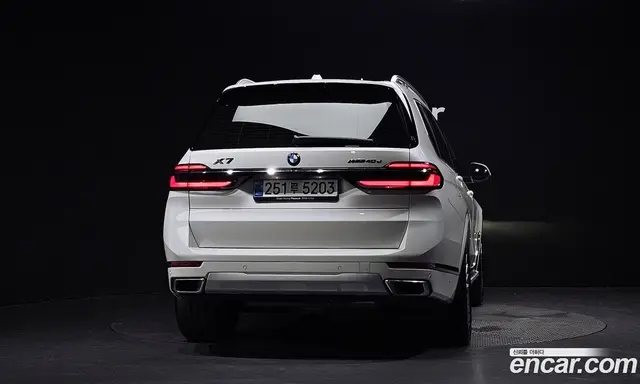 BMW X7 2025 3.0 автомат (гидро), миниатюра 3