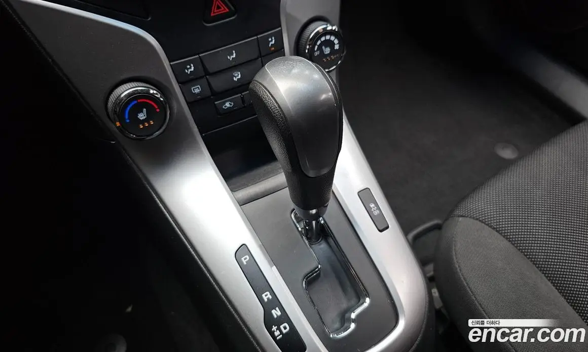 Chevrolet Cruze 2015 1.8 автомат (гидро), фото 9