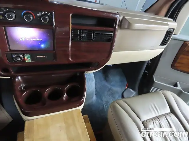 Chevrolet Express Van 2007 5.3 автомат (гидро), миниатюра 9