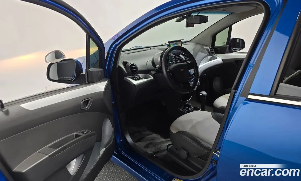 Chevrolet Spark 2012 1.0 автомат (гидро), фото 10