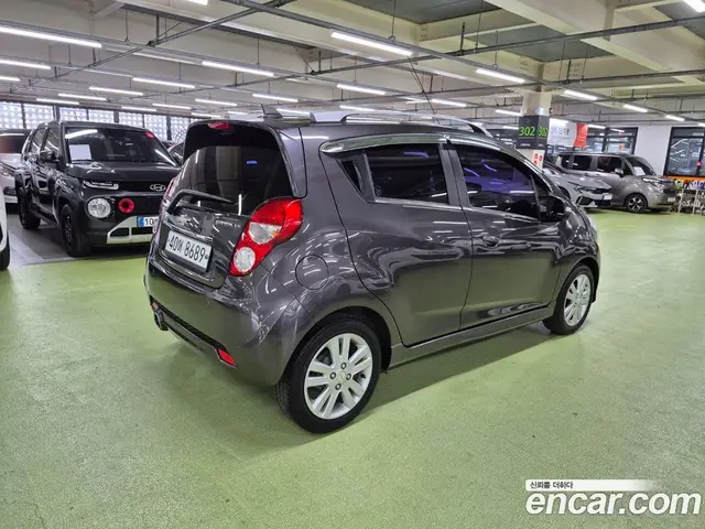 Chevrolet Spark 2013 1.0 автомат (гидро), миниатюра 5