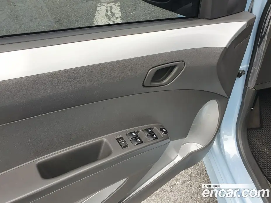 Chevrolet Spark 2014 1.0 автомат (гидро), фото 9