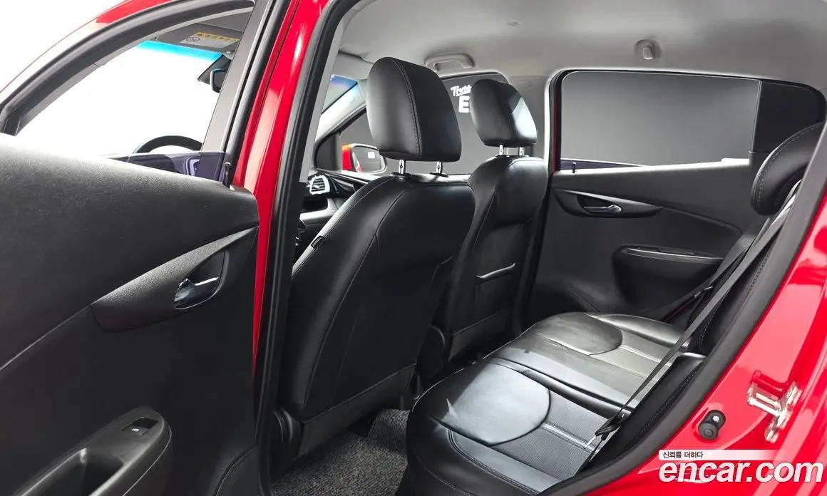 Chevrolet Spark 2019 1.0 автомат (гидро), фото 11