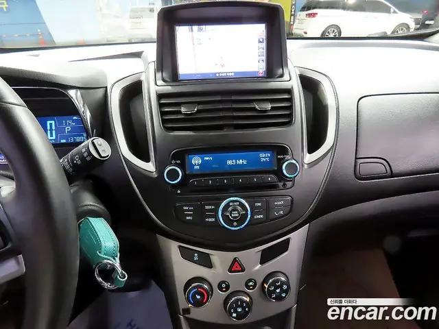 Chevrolet Trax 2015 1.4 автомат (гидро), миниатюра 12