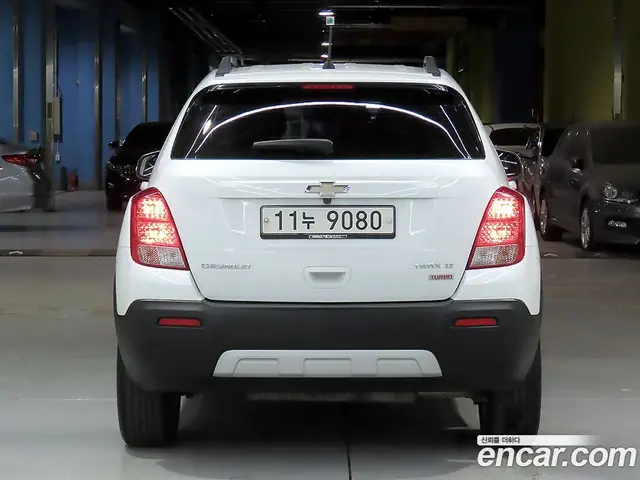 Chevrolet Trax 2015 1.4 автомат (гидро), миниатюра 3