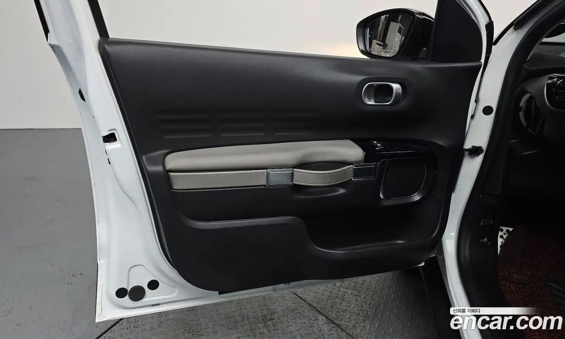 Citroen C4 Cactus 2019 1.5 автомат (гидро), фото 14