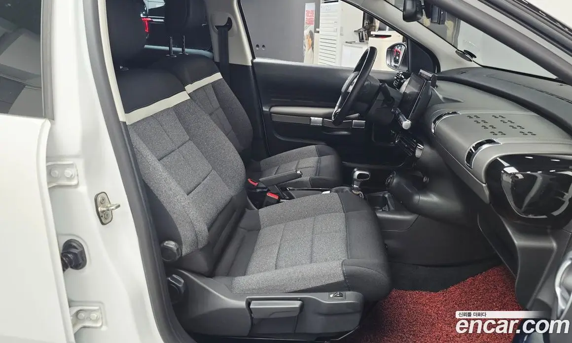 Citroen C4 Cactus 2019 1.5 автомат (гидро), фото 16