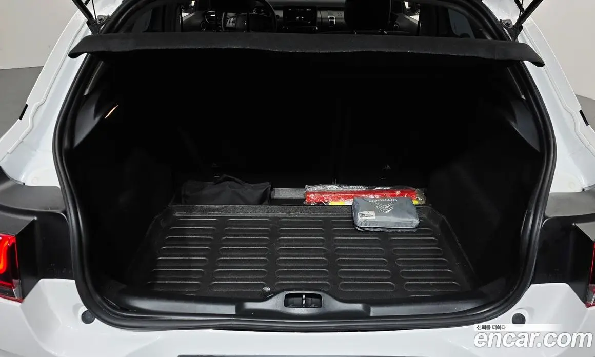 Citroen C4 Cactus 2019 1.5 автомат (гидро), фото 21