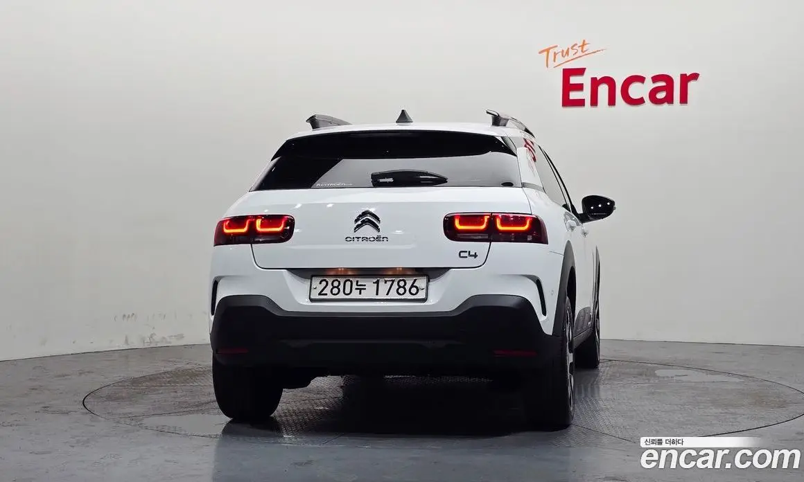 Citroen C4 Cactus 2019 1.5 автомат (гидро), фото 4