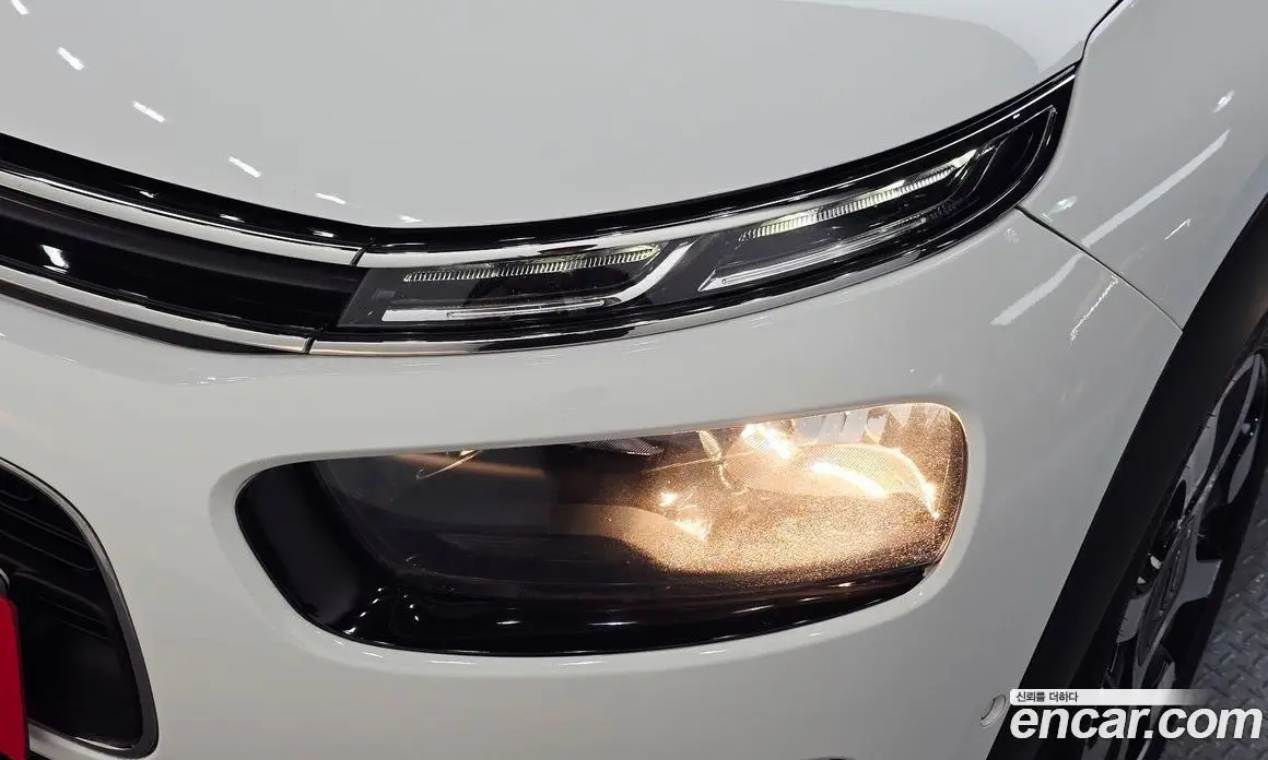 Citroen C4 Cactus 2019 1.5 автомат (гидро), фото 8