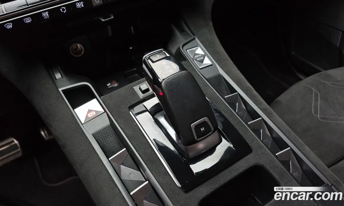 Citroen DS7 2020 2.0 автомат (гидро), фото 9
