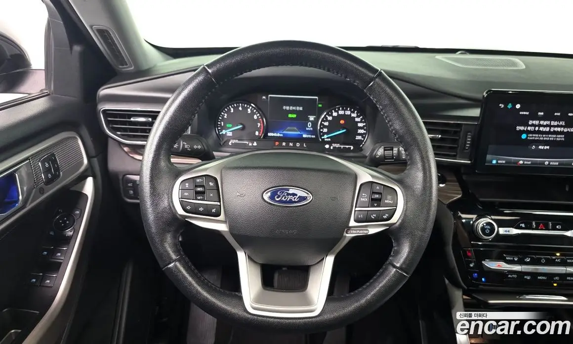 Ford Explorer 2022 3.3 автомат (гидро), фото 19