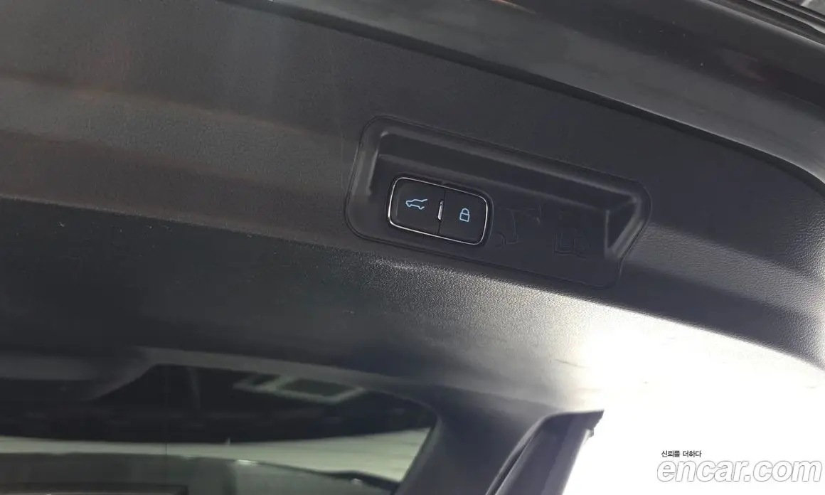 Ford Explorer 2022 3.3 автомат (гидро), фото 30