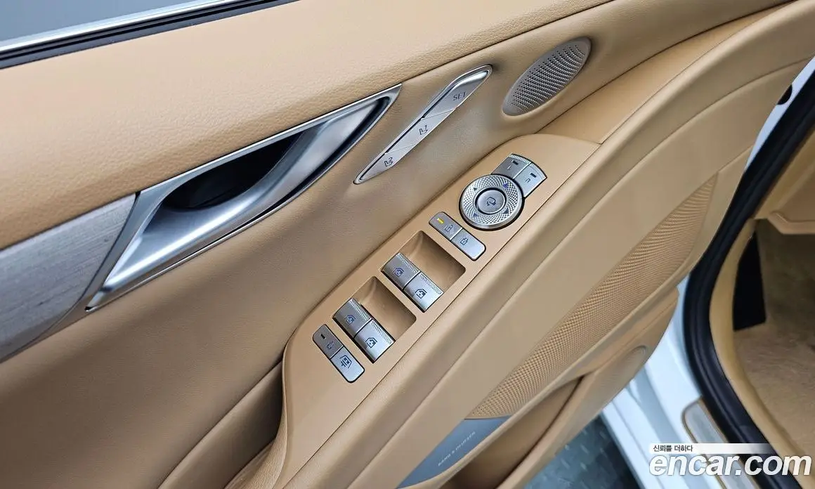 Genesis G80 2024 2.5 автомат (гидро), фото 25