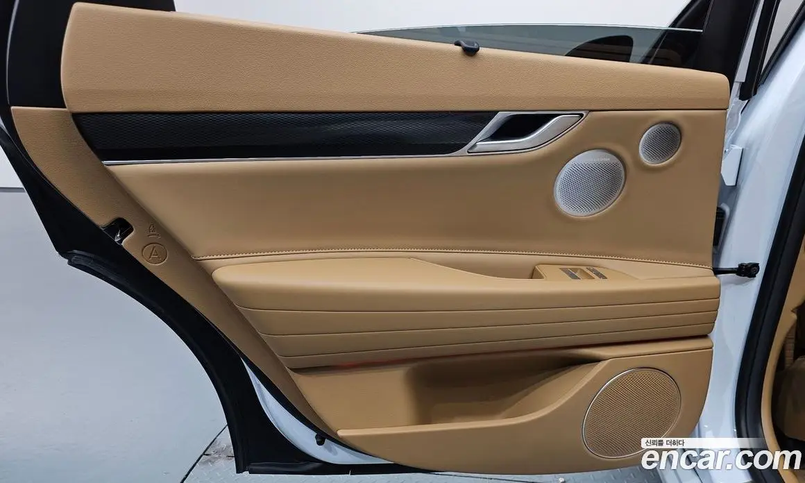 Genesis G80 2024 2.5 автомат (гидро), фото 15