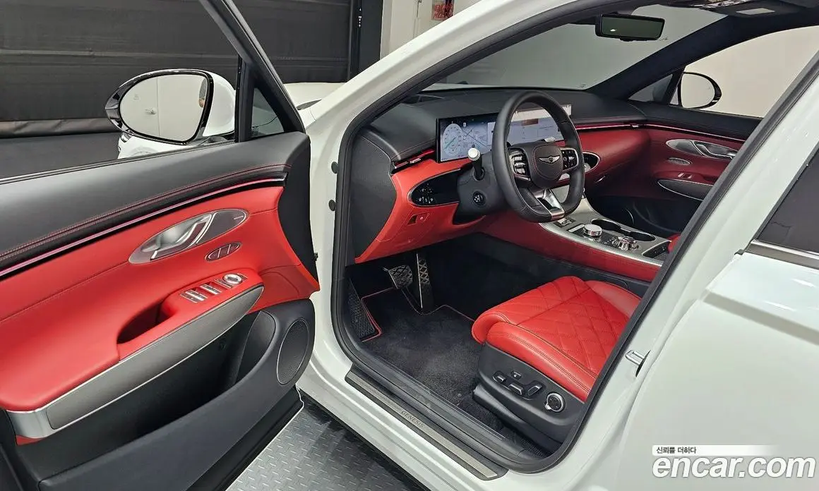 Genesis GV70 2024 3.5 автомат (гидро), фото 13