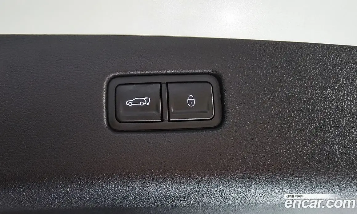 Genesis GV70 2025 2.5 автомат (гидро), фото 31
