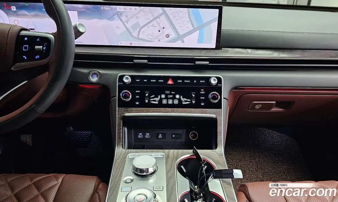 Genesis GV80 2024 2.5 автомат (гидро), фото 23