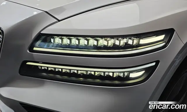 Genesis GV80 2024 2.5 автомат (гидро), миниатюра 8
