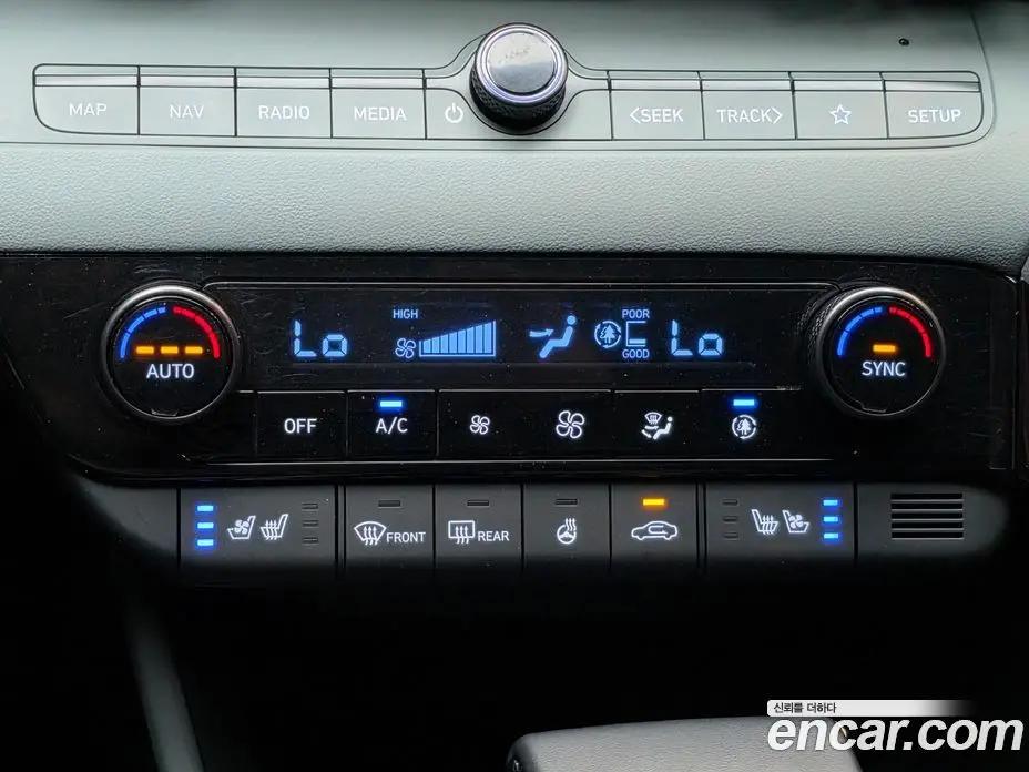 Hyundai Avante 2023 1.6 автомат (гидро), фото 15