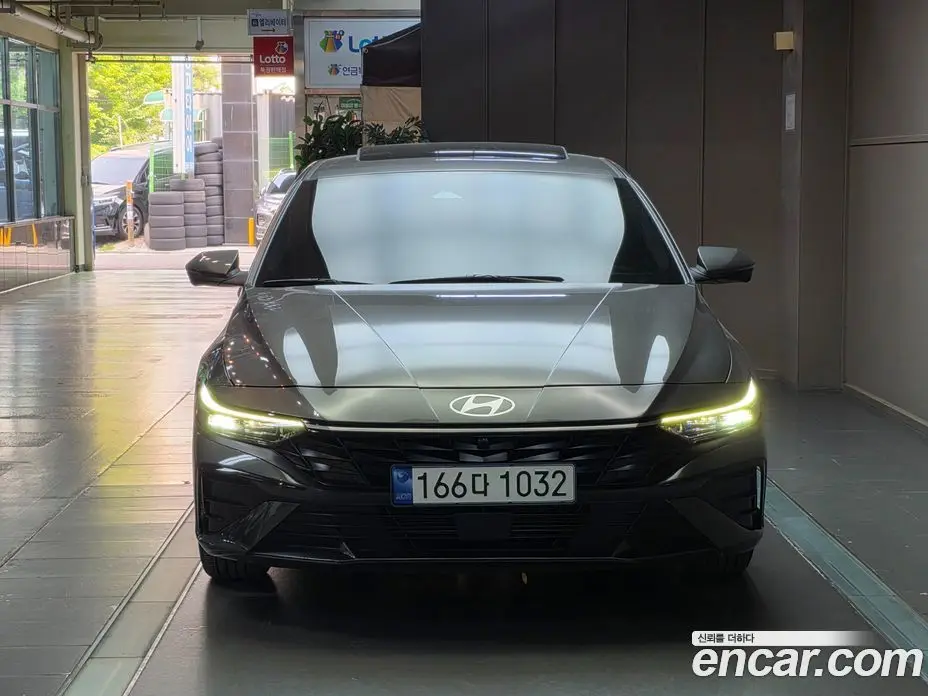 Hyundai Avante 2023 1.6 автомат (гидро), фото 3