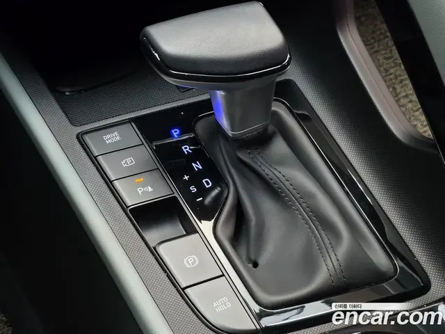 Hyundai Avante 2023 1.6 автомат (гидро), миниатюра 9