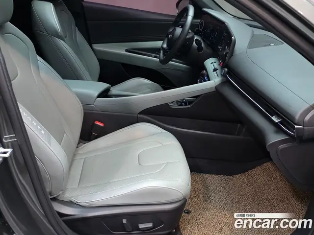 Hyundai Avante 2023 1.6 автомат (гидро), миниатюра 10