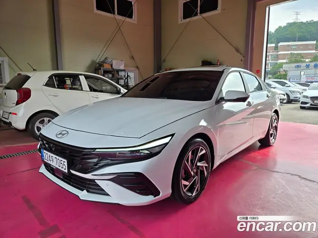 Hyundai Avante 2024 1.6 автомат (гидро), миниатюра 1