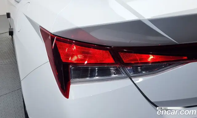 Hyundai Avante 2024 1.6 автомат (гидро), миниатюра 9