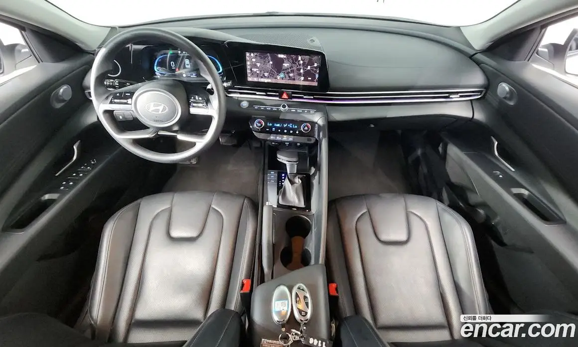 Hyundai Avante 2024 1.6 автомат (гидро), фото 10