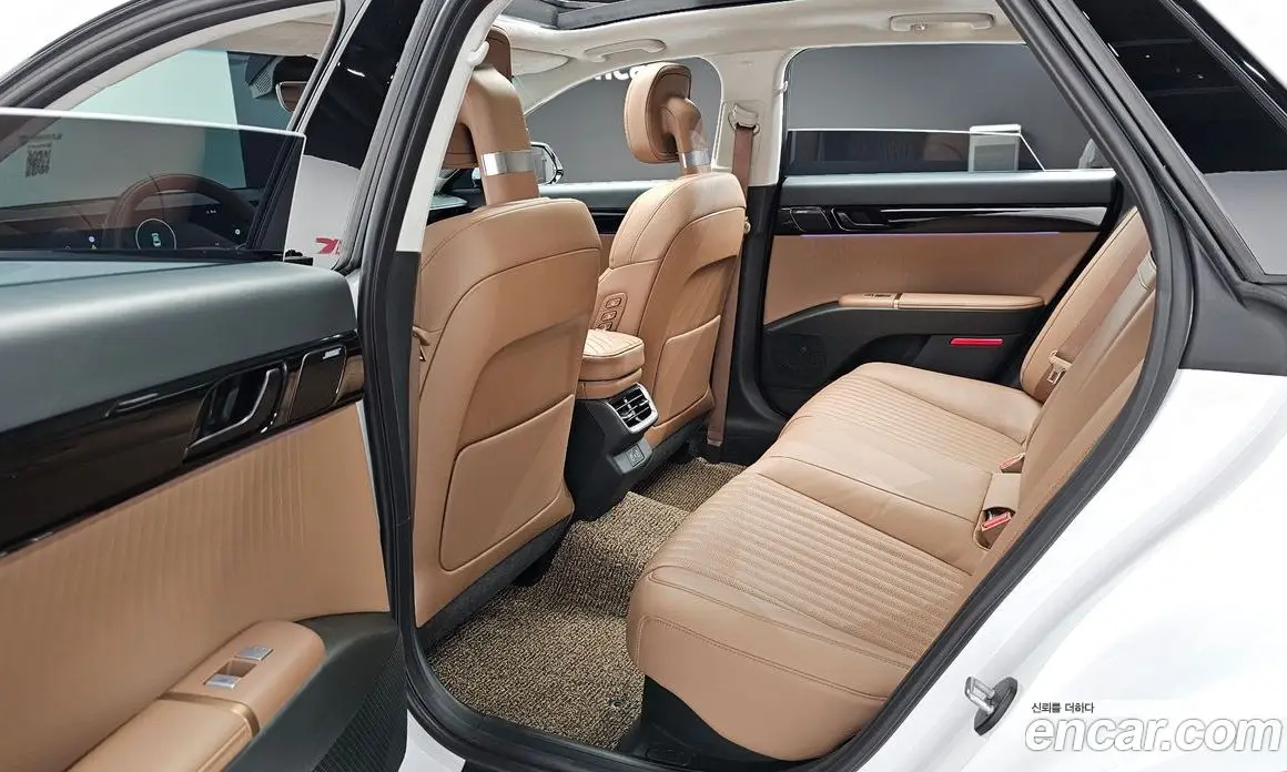 Hyundai Grandeur 2025 1.6 автомат (гидро), фото 11