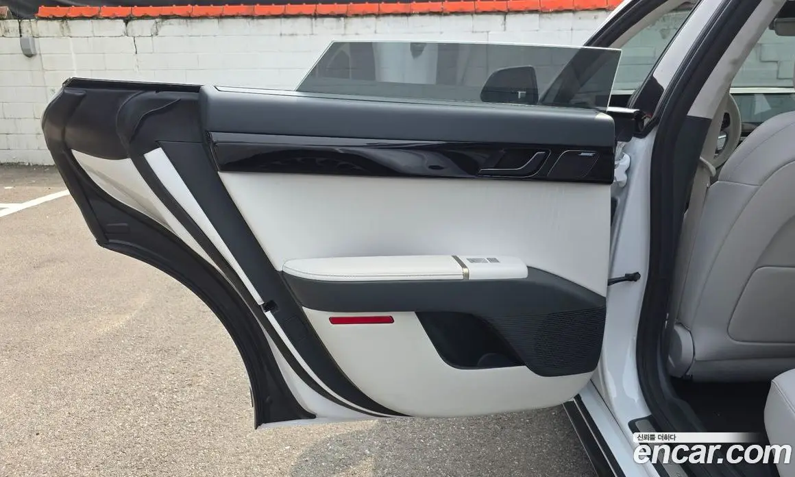 Hyundai Grandeur 2025 1.6 автомат (гидро), фото 15