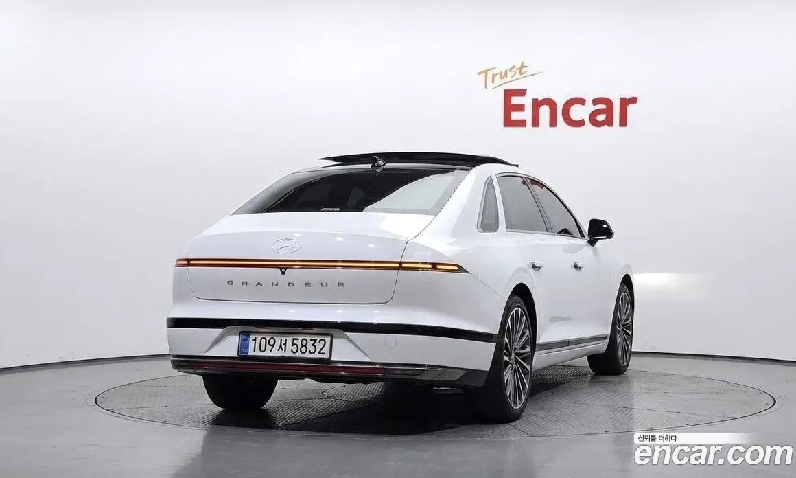 Hyundai Grandeur 2025 1.6 автомат (гидро), фото 4