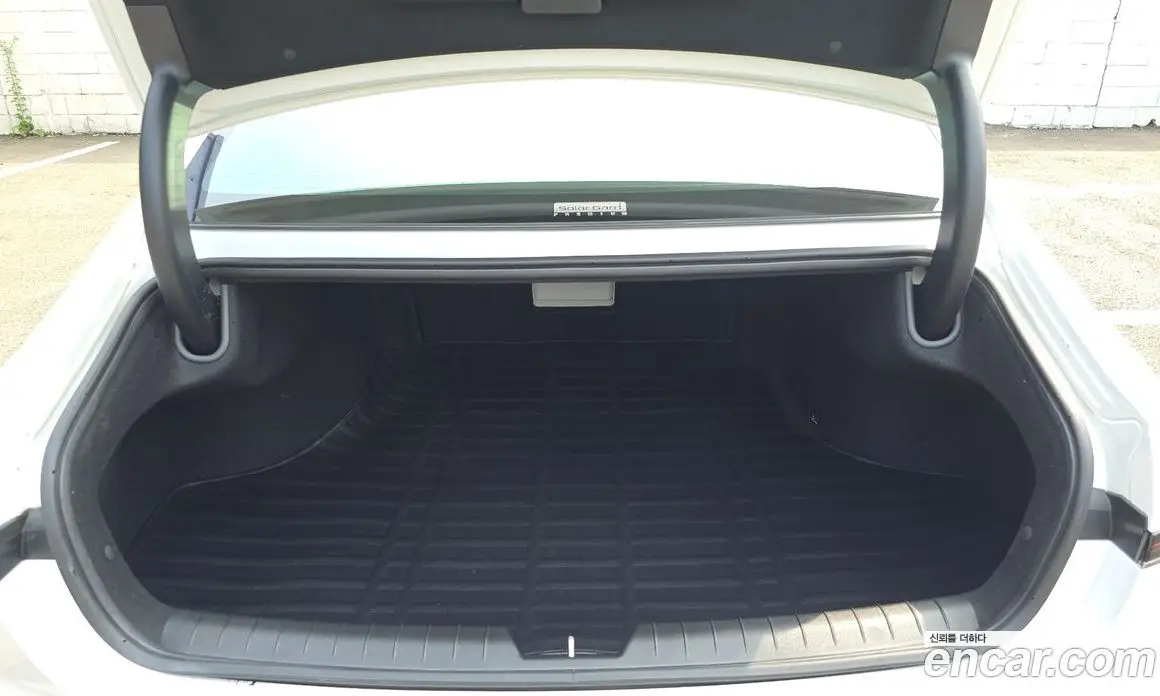 Hyundai Grandeur 2025 1.6 автомат (гидро), фото 38