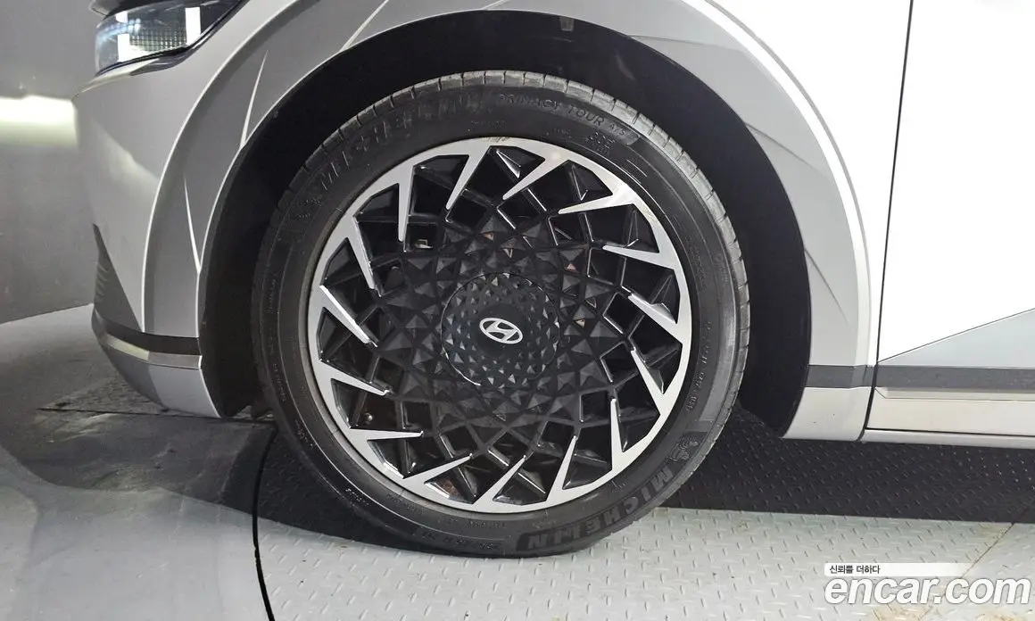Hyundai Ioniq 5 2021 0.1 автомат (гидро), фото 5