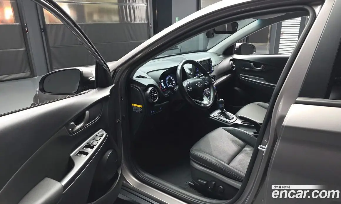 Hyundai Kona 2018 1.6 автомат (гидро), фото 10