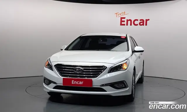 Hyundai Sonata 2016 2.0 автомат (гидро), миниатюра 3