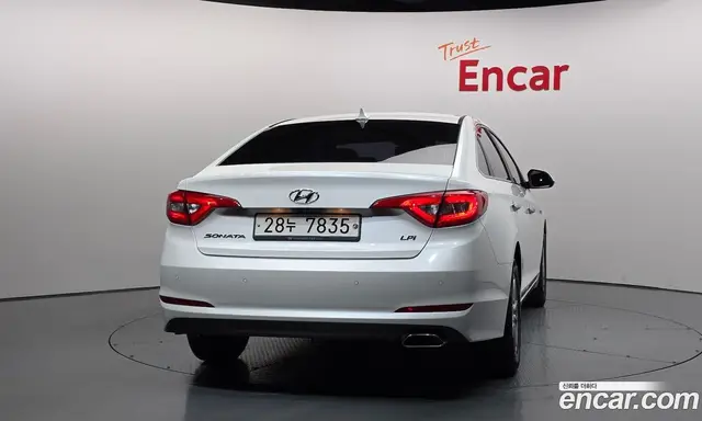 Hyundai Sonata 2016 2.0 автомат (гидро), миниатюра 4