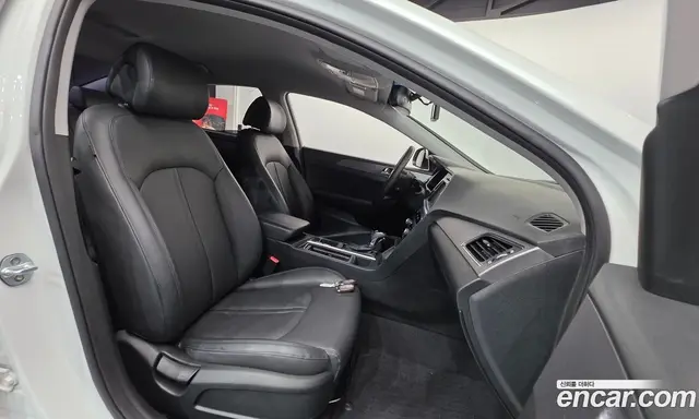 Hyundai Sonata 2016 2.0 автомат (гидро), миниатюра 10