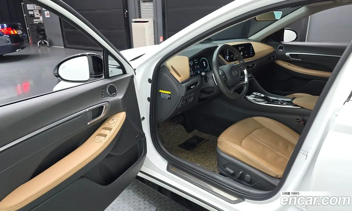 Hyundai Sonata 2019 2.0 автомат (гидро), фото 13