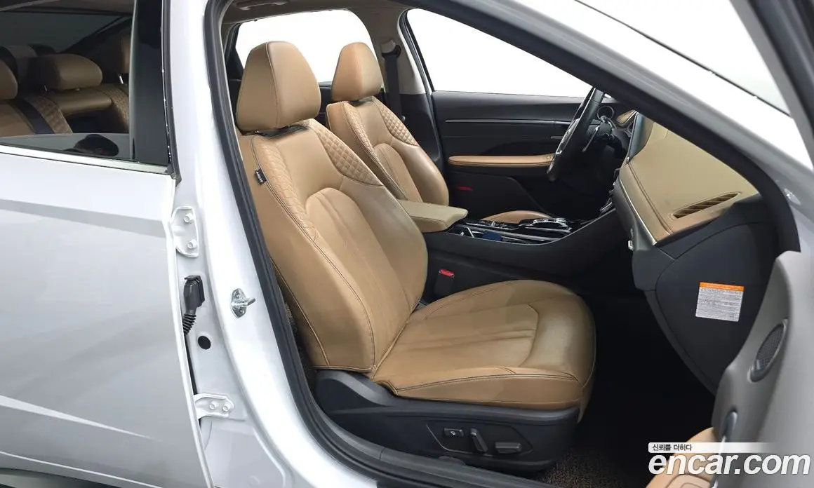 Hyundai Sonata 2019 2.0 автомат (гидро), фото 16